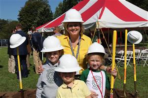 Sunshine principal and students 