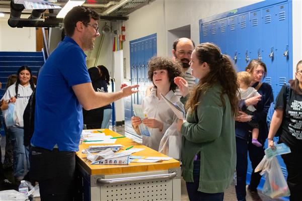  Pipkin Middle School hosts World Family Night