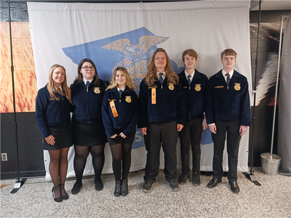 Glendale FFA team